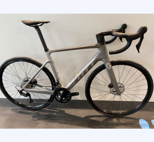 2021 Scott Addict eRIDE 20 2021 Scott Addict eRIDE 20 Sport & Outdoor