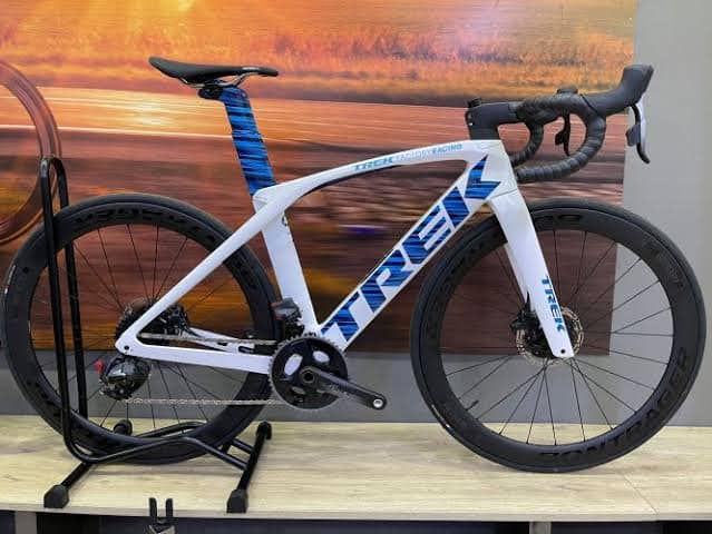 2020 Trek madone SLR 6,Spd Full ( ONLINE ) WhatsApp:+17315030425. Sport & Outdoor