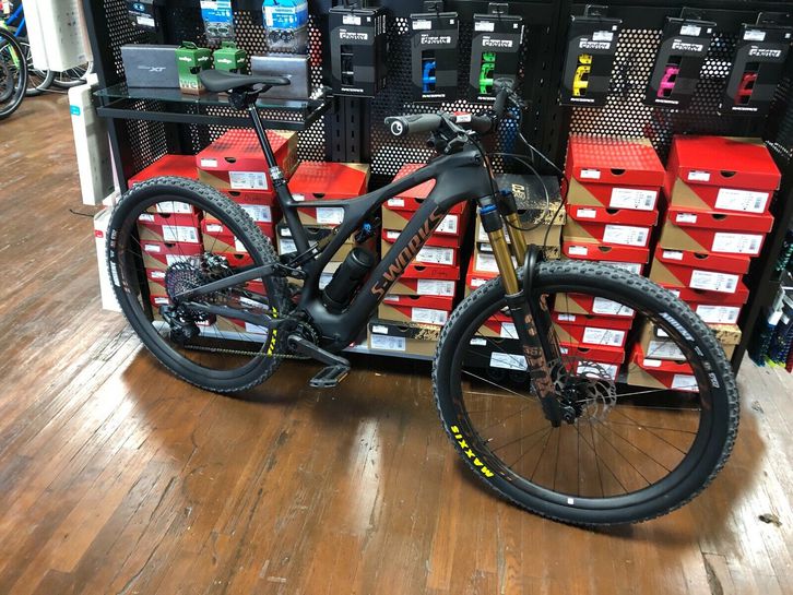 2021 Specialized S-Works Turbo Levo SL 2 2021 Specialized S-Works Turbo Levo SL Sport & Outdoor 2