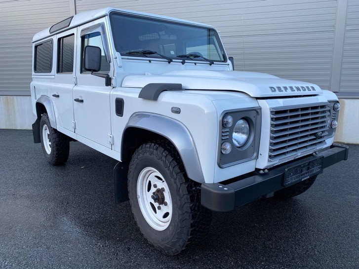 Land Rover Defender 110 Land Rover Defender 110 Vehicles