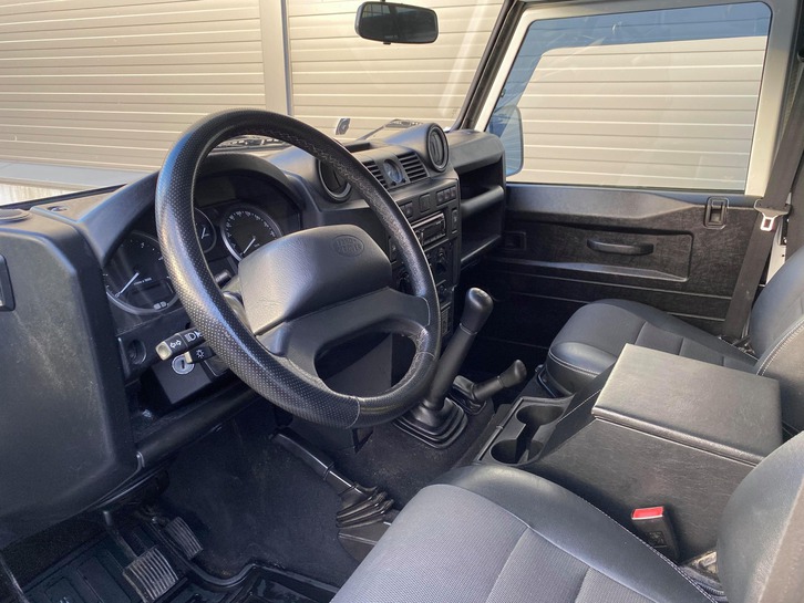 Land Rover Defender 110 3 Land Rover Defender 110 Vehicles 3