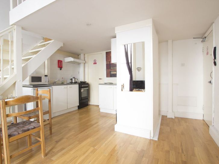 Large Studio - Studio for 2 people in London Property 3